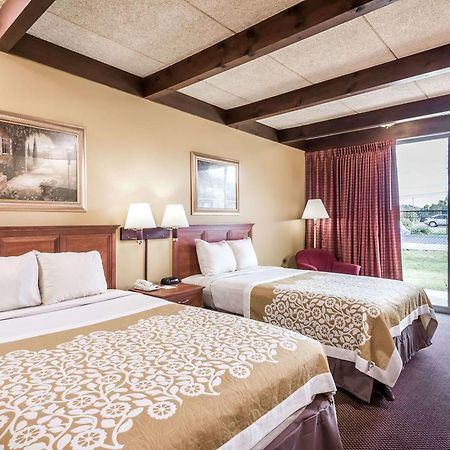 Days Inn By Wyndham Niles Экстерьер фото