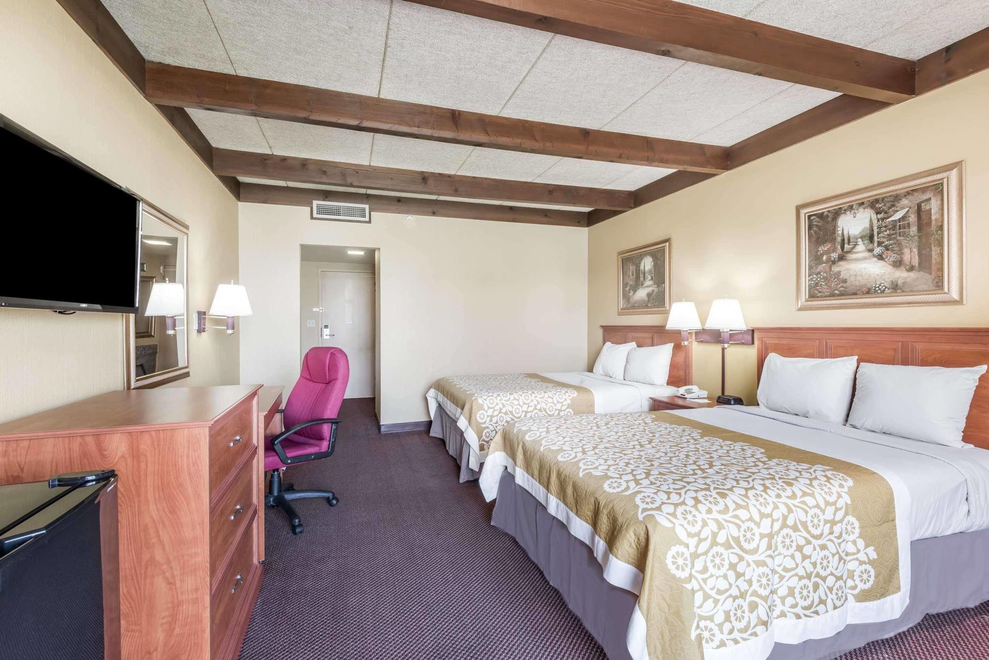 Days Inn By Wyndham Niles Экстерьер фото